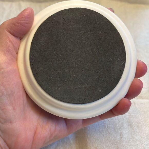 Set of 2 Ted DeGrazia coaster sandstone set. - Picture 5 of 6